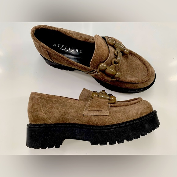 Ateliers Kai Tan Suede Loafers Sz 37 (US 7) Unique Toggle Black Lug Sole Italian - Picture 2 of 15